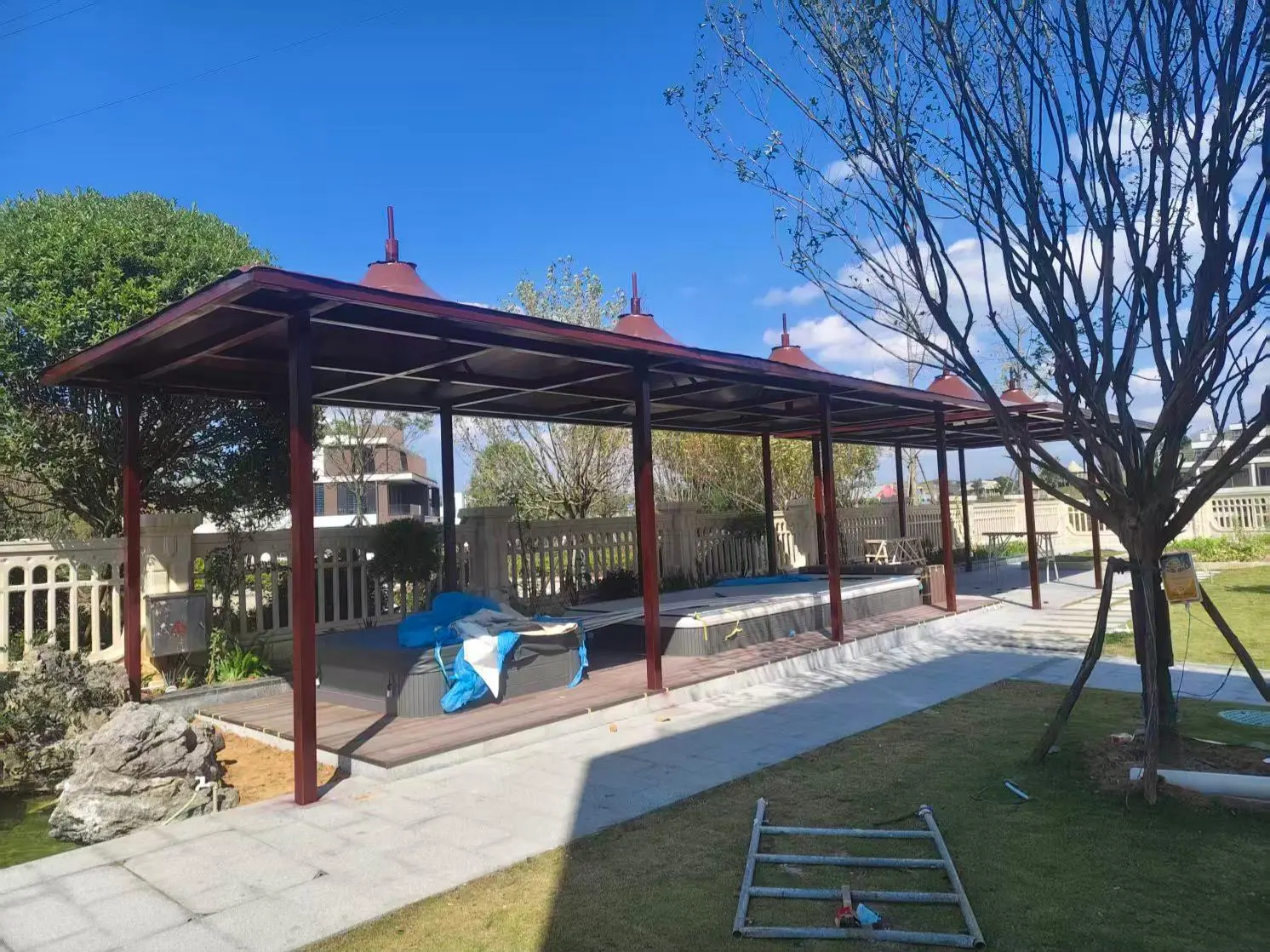 贵州黔东南园区小区膜结构停车棚怎么选？本地源头工厂拆解三大坑，避开返修翻倍成本